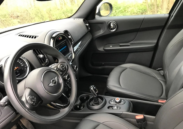 MINI Countryman cena 93000 przebieg: 11700, rok produkcji 2020 z Góra małe 106